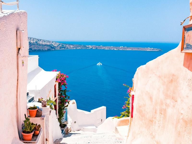 Santorini Sunset Romance